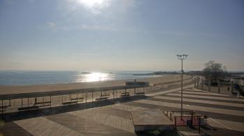 Weather camera view of Ocean Beach Park.