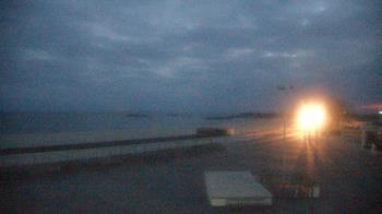 Weather camera view of Ocean Beach Park.