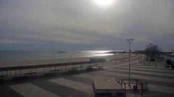 Weather camera view of Ocean Beach Park.