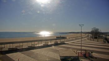 Weather camera view of Ocean Beach Park.