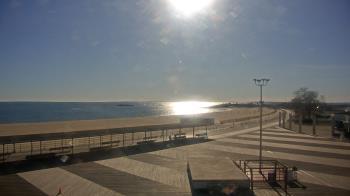 Weather camera view of Ocean Beach Park.