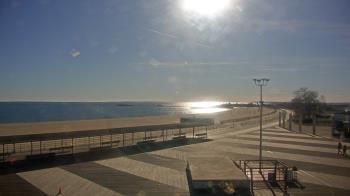 Weather camera view of Ocean Beach Park.