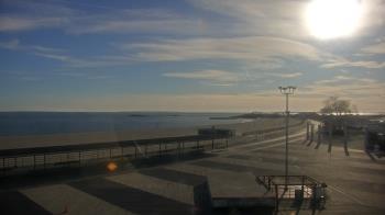 Weather camera view of Ocean Beach Park.