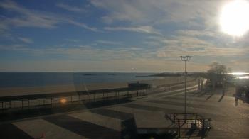 Weather camera view of Ocean Beach Park.