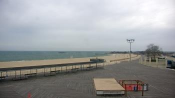 Weather camera view of Ocean Beach Park.