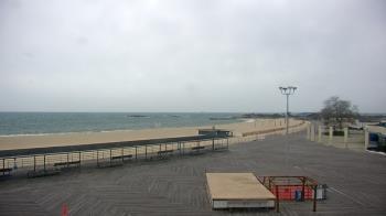 Weather camera view of Ocean Beach Park.