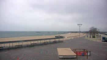 Weather camera view of Ocean Beach Park.