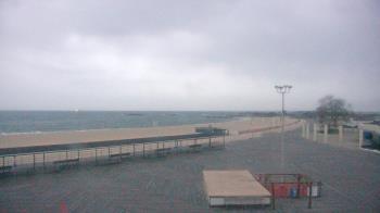 Weather camera view of Ocean Beach Park.