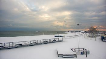 Weather camera view of Ocean Beach Park.