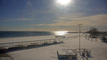 Weather camera view of Ocean Beach Park.