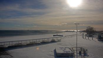 Weather camera view of Ocean Beach Park.