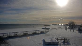 Weather camera view of Ocean Beach Park.