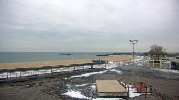 Weather camera view of Ocean Beach Park.