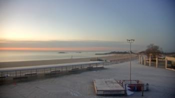 Weather camera view of Ocean Beach Park.