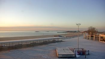 Weather camera view of Ocean Beach Park.