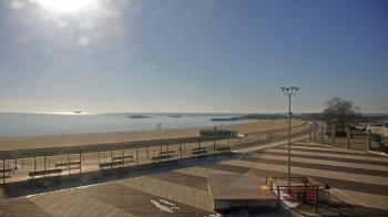 Weather camera view of Ocean Beach Park.