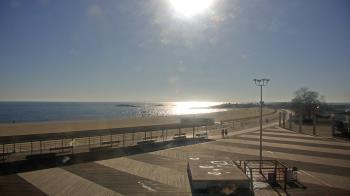 Weather camera view of Ocean Beach Park.
