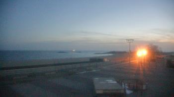 Weather camera view of Ocean Beach Park.