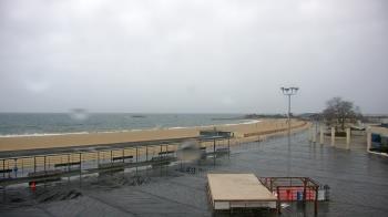 Weather camera view of Ocean Beach Park.