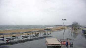 Weather camera view of Ocean Beach Park.