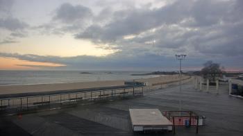 Weather camera view of Ocean Beach Park.