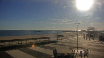 Weather camera view of Ocean Beach Park.