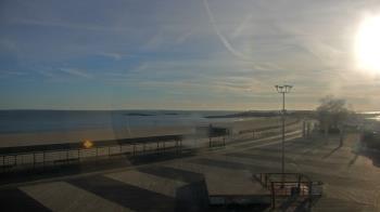 Weather camera view of Ocean Beach Park.