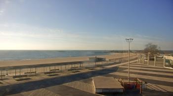 Weather camera view of Ocean Beach Park.