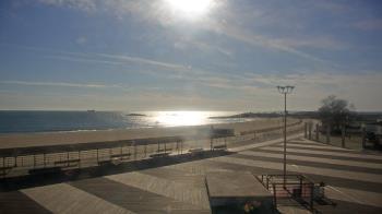 Weather camera view of Ocean Beach Park.