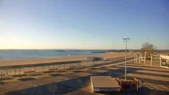 Weather camera view of Ocean Beach Park.