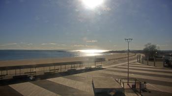 Weather camera view of Ocean Beach Park.