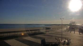 Weather camera view of Ocean Beach Park.