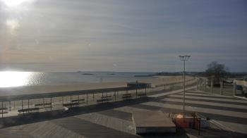 Weather camera view of Ocean Beach Park.