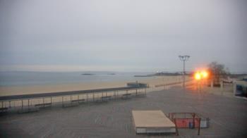 Weather camera view of Ocean Beach Park.