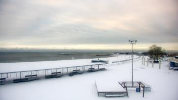 Weather camera view of Ocean Beach Park.
