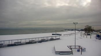 Weather camera view of Ocean Beach Park.
