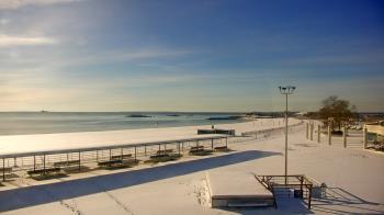 Weather camera view of Ocean Beach Park.