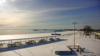 Weather camera view of Ocean Beach Park.