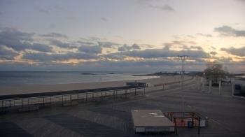 Weather camera view of Ocean Beach Park.