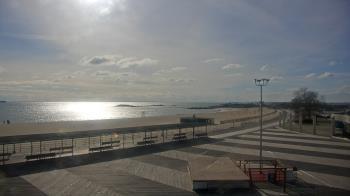 Weather camera view of Ocean Beach Park.