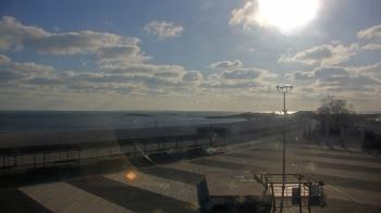 Weather camera view of Ocean Beach Park.