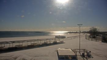 Weather camera view of Ocean Beach Park.