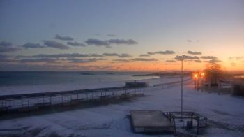 Weather camera view of Ocean Beach Park.