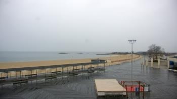 Weather camera view of Ocean Beach Park.