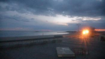 Weather camera view of Ocean Beach Park.