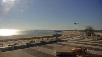 Weather camera view of Ocean Beach Park.