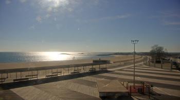 Weather camera view of Ocean Beach Park.