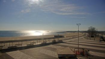 Weather camera view of Ocean Beach Park.