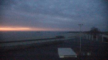 Weather camera view of Ocean Beach Park.