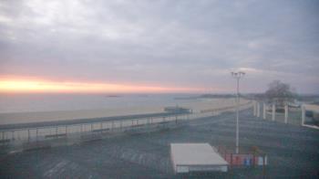 Weather camera view of Ocean Beach Park.